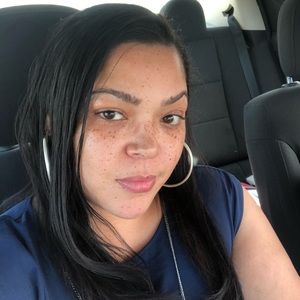 Meet your Posher, Renee